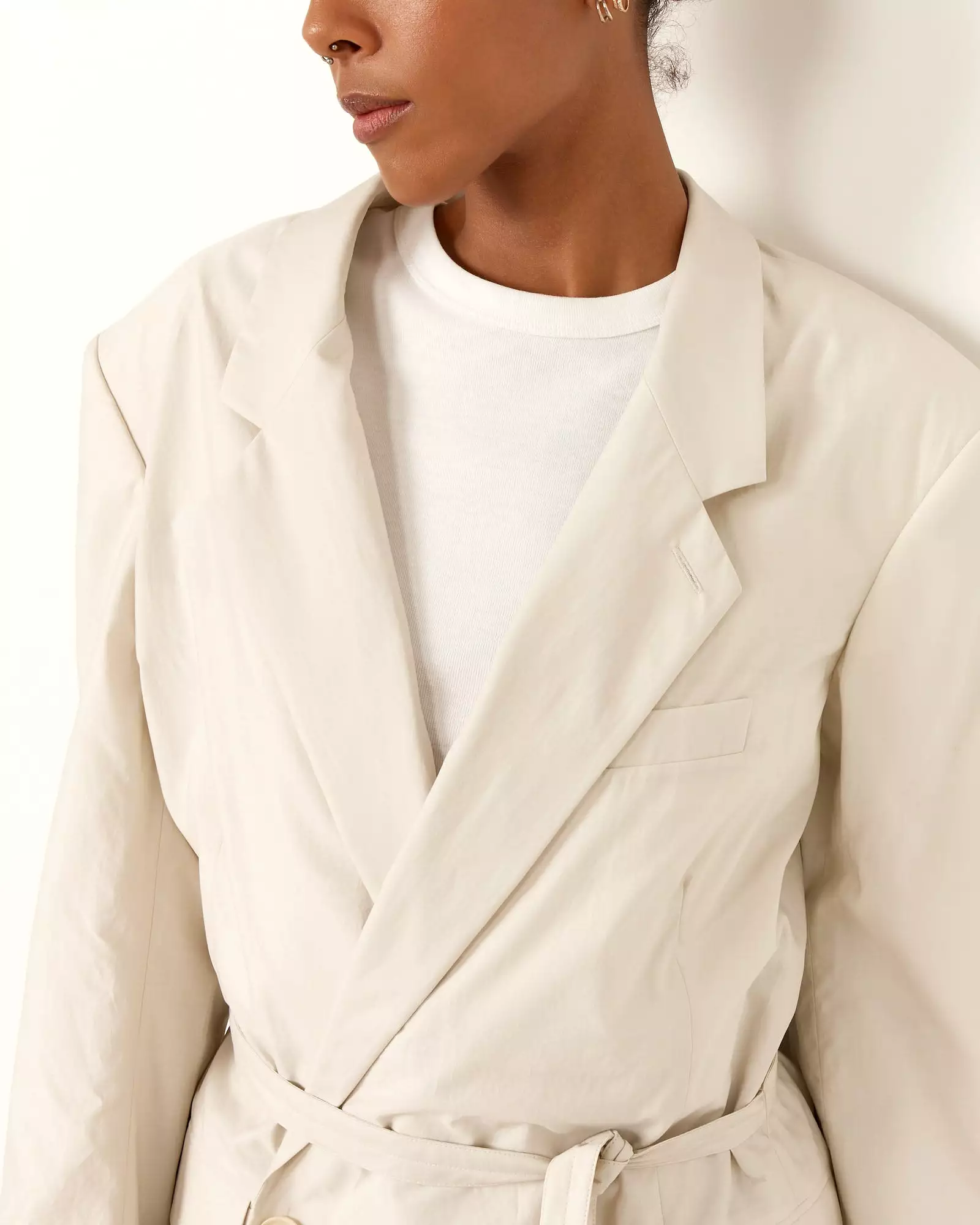 Belted Light Tailored Jacket in Pale Mastic