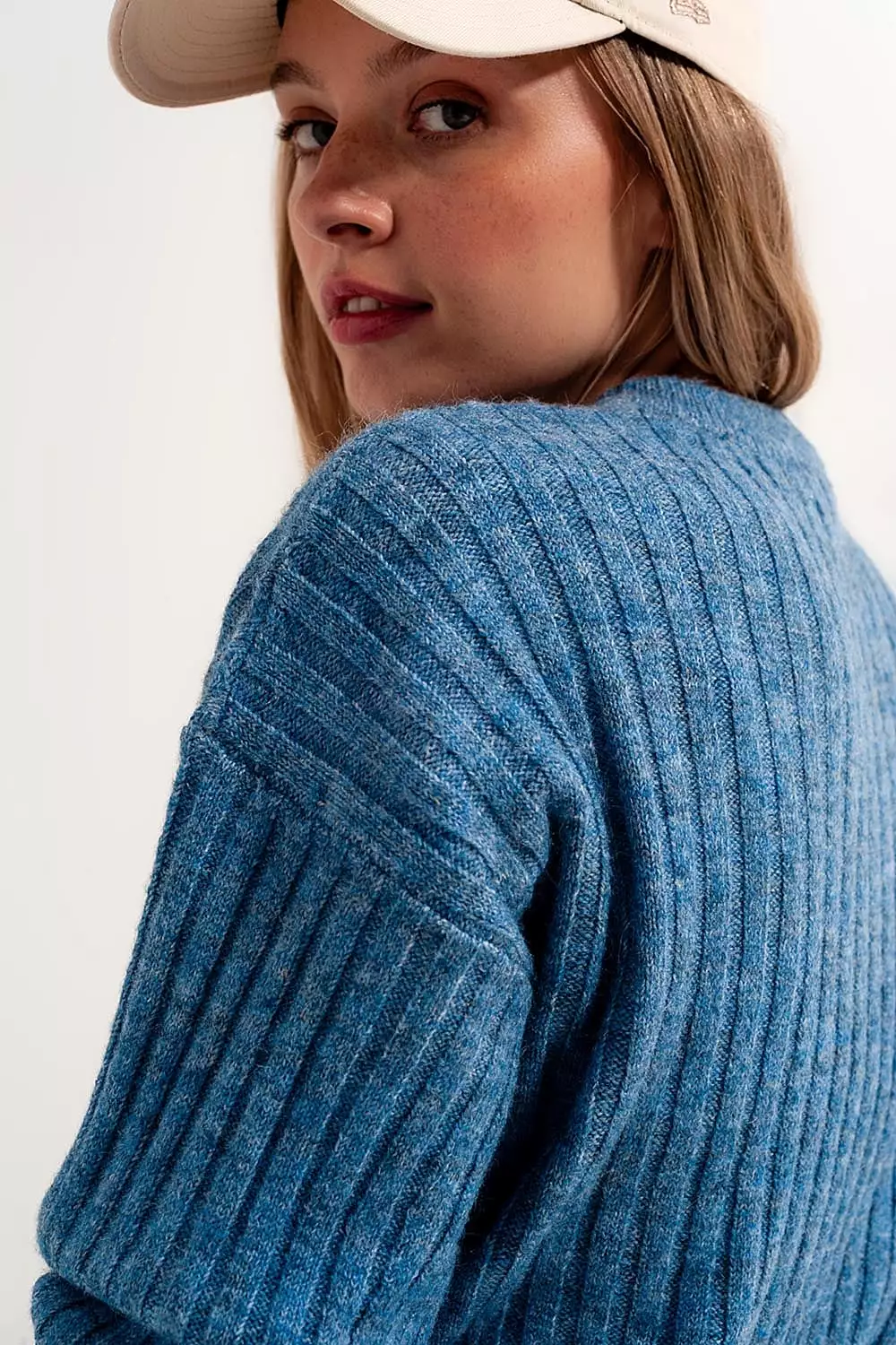 Boxy Chunky Stitch Sweater in Blue