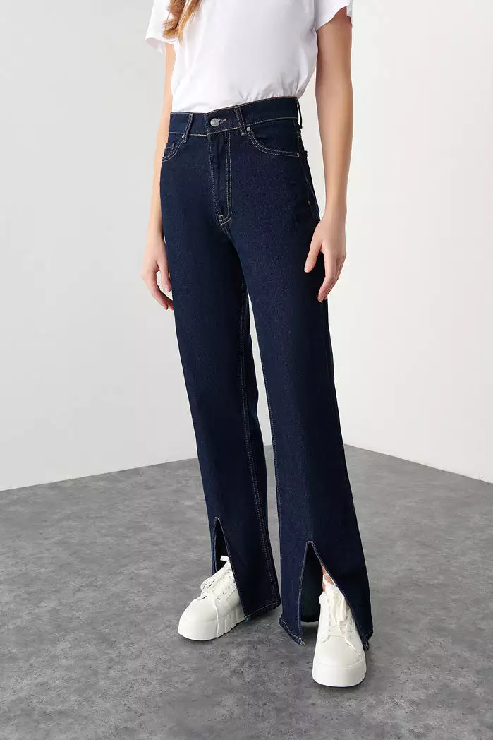 Front Slit Hem Solid Denim Jeans