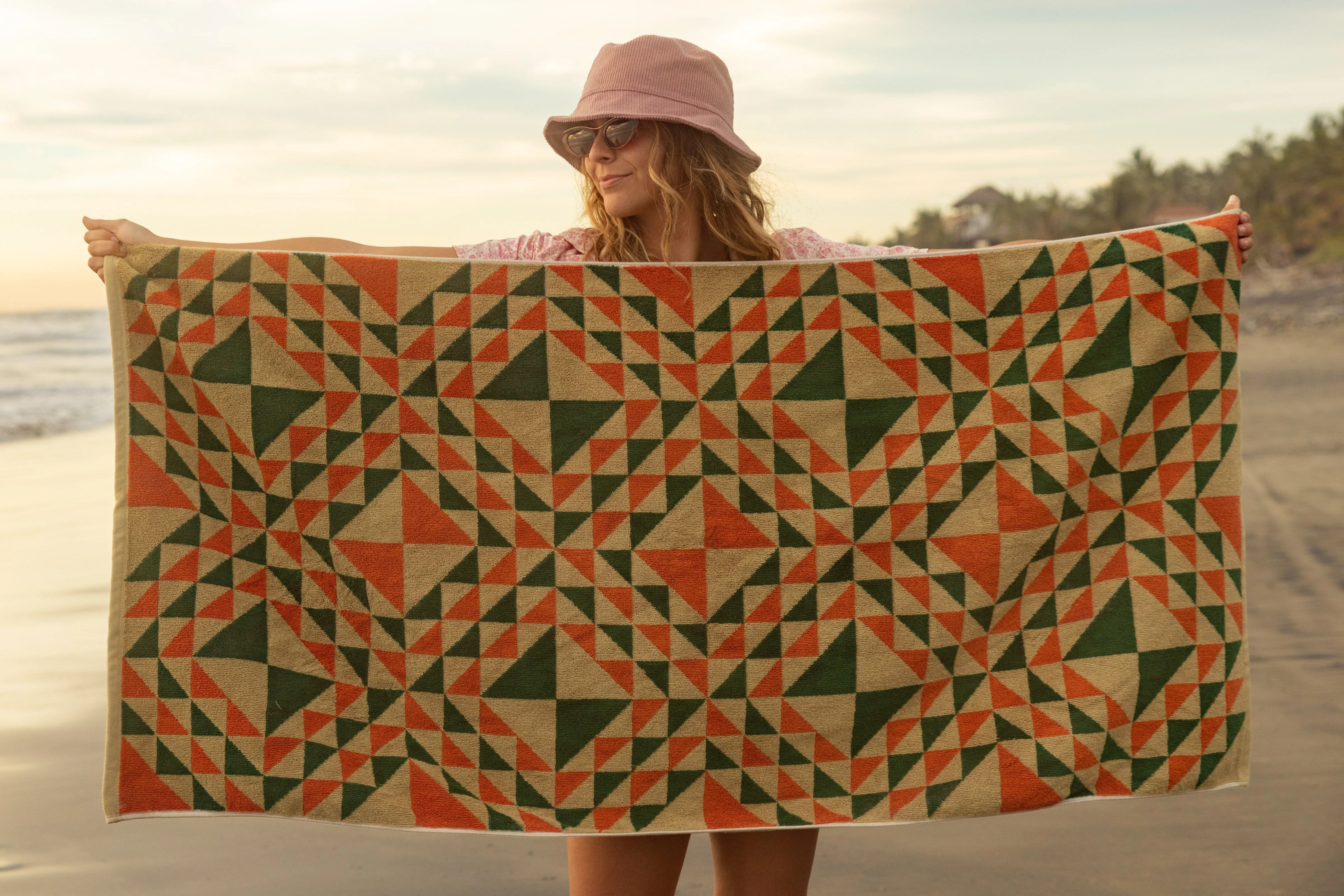 Graphis Towel