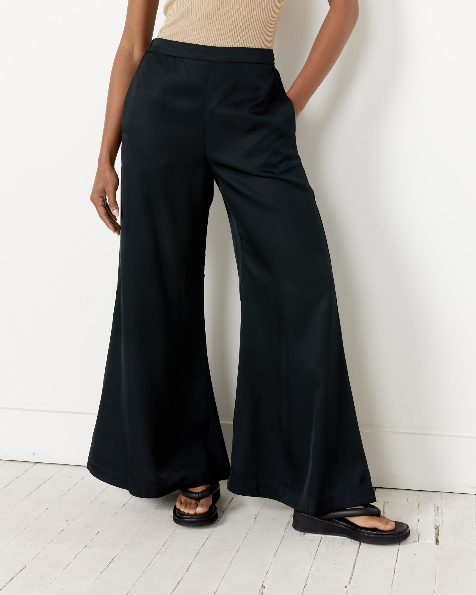 Lucee Pant in Black