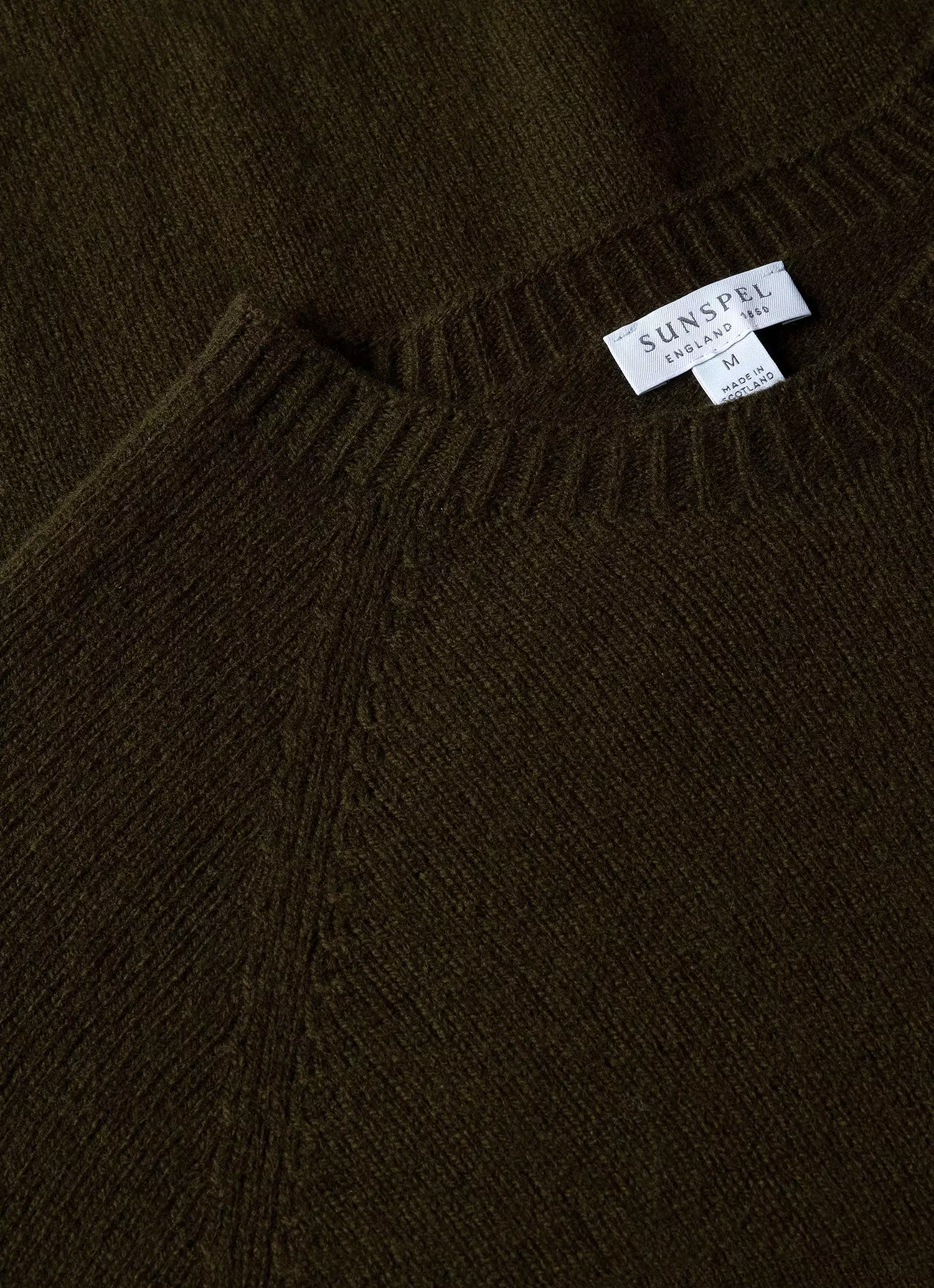 Men's Lambswool Crew Neck Jumper in Dark Olive