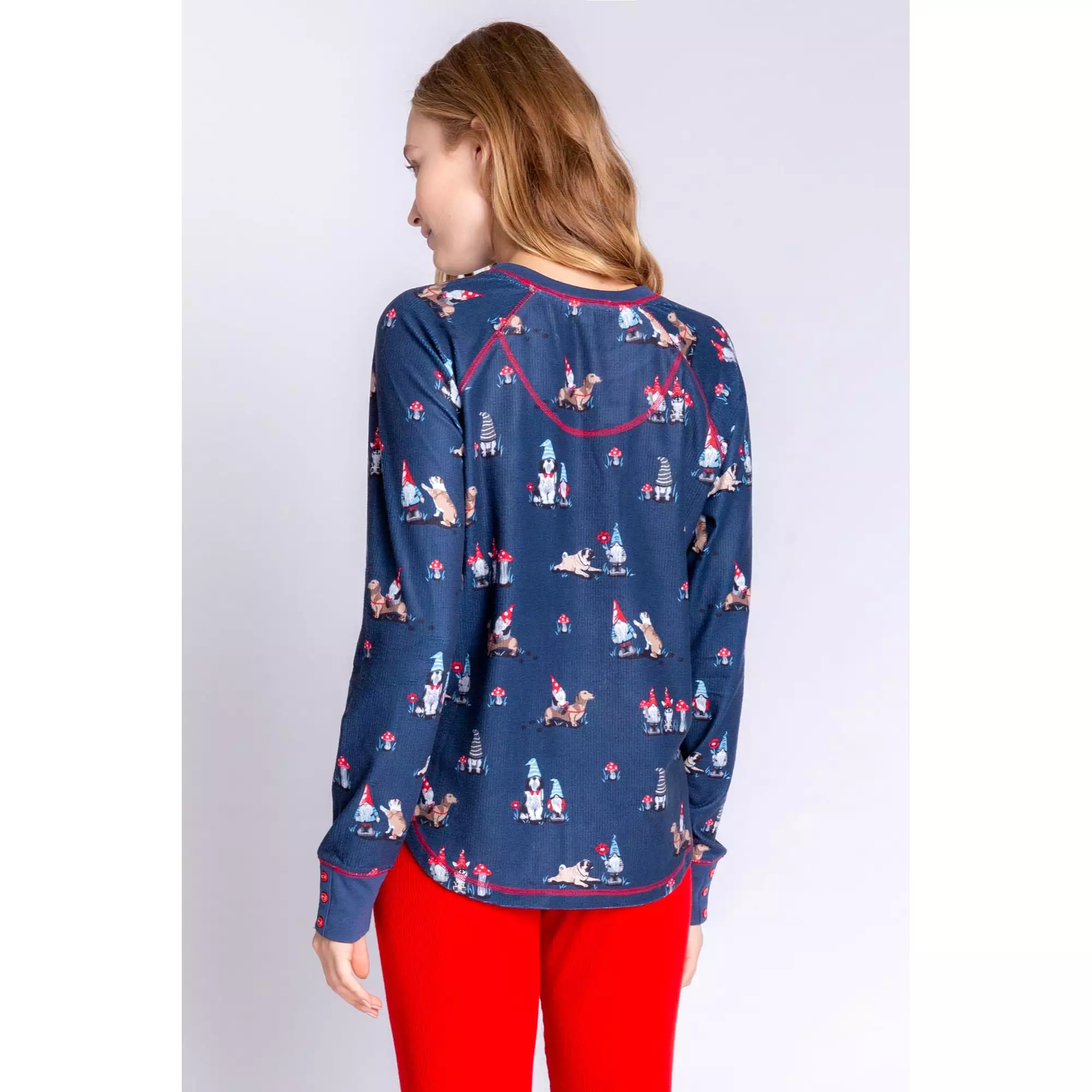 PJ Salvage Women's Chillin' With My Gnomies Top - NAVY