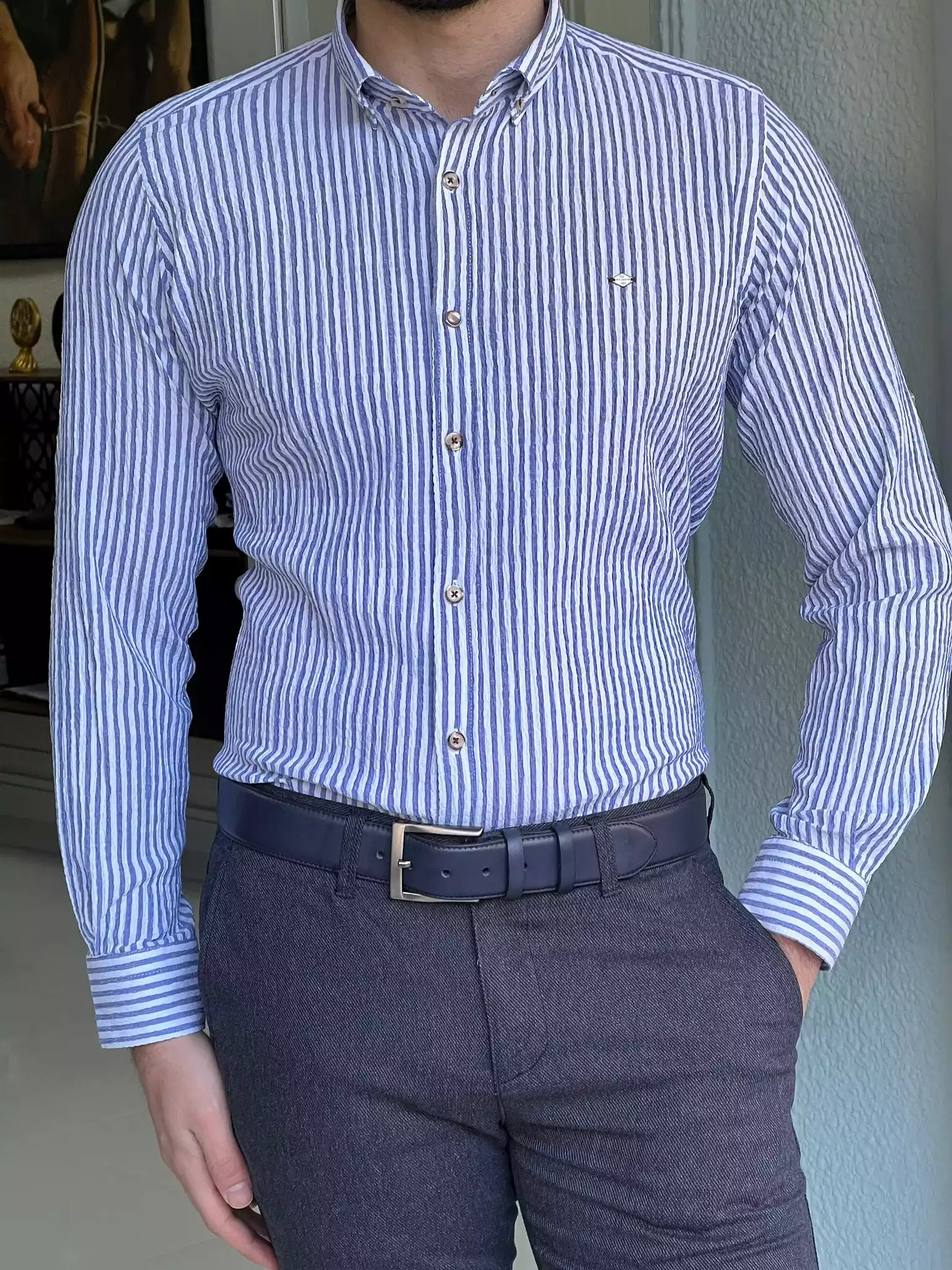 Slim Fit Foldable Sleeve Seersucker Shirt